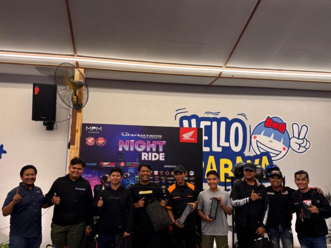 
Ratusan Komunitas Ramaikan All New Honda Vario 125 Night Ride di Surabaya