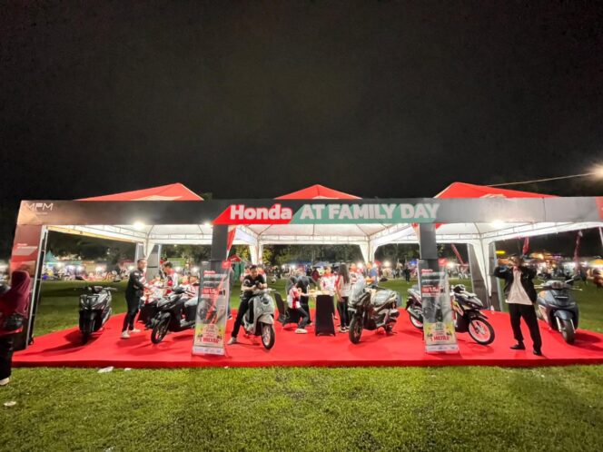 
Semarak Ramadan, Honda Hadirkan Ramadan Exhibition PCX160 di Madiun