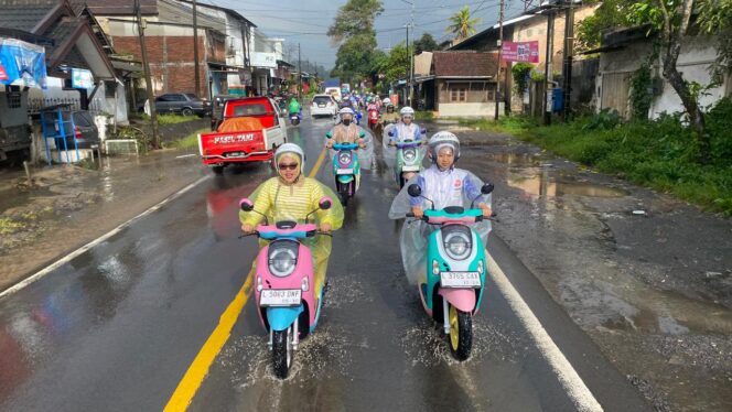 
Tetap #Cari_Aman Saat Puasa dan Hujan, Ini Tips Aman Berkendara bagi Perempuan di Malang Raya