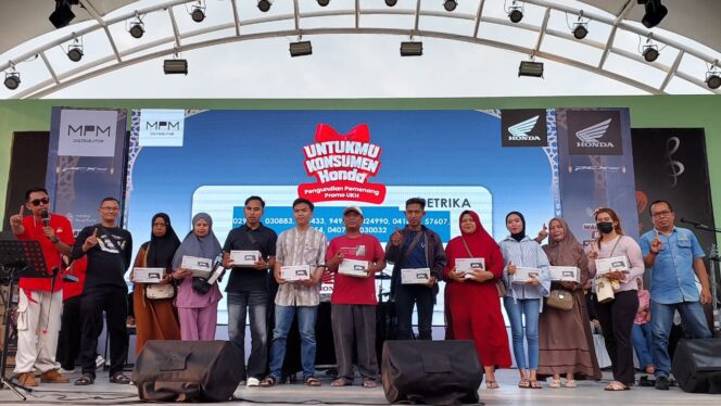 
Pengundian “Untukmu Konsumen Honda” Periode Februari Digelar di Roxy Square Jember