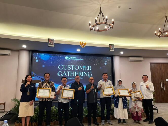 
Dorong Perlindungan Pekerja Lebih Luas, BPJS Ketenagakerjaan Pasuruan Kumpulkan 100 PKBU dalam Customer Gathering